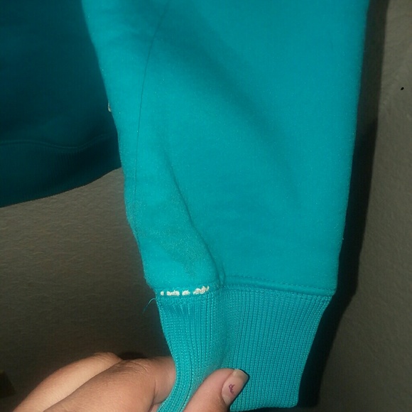 Sweater - Picture 3 of 7